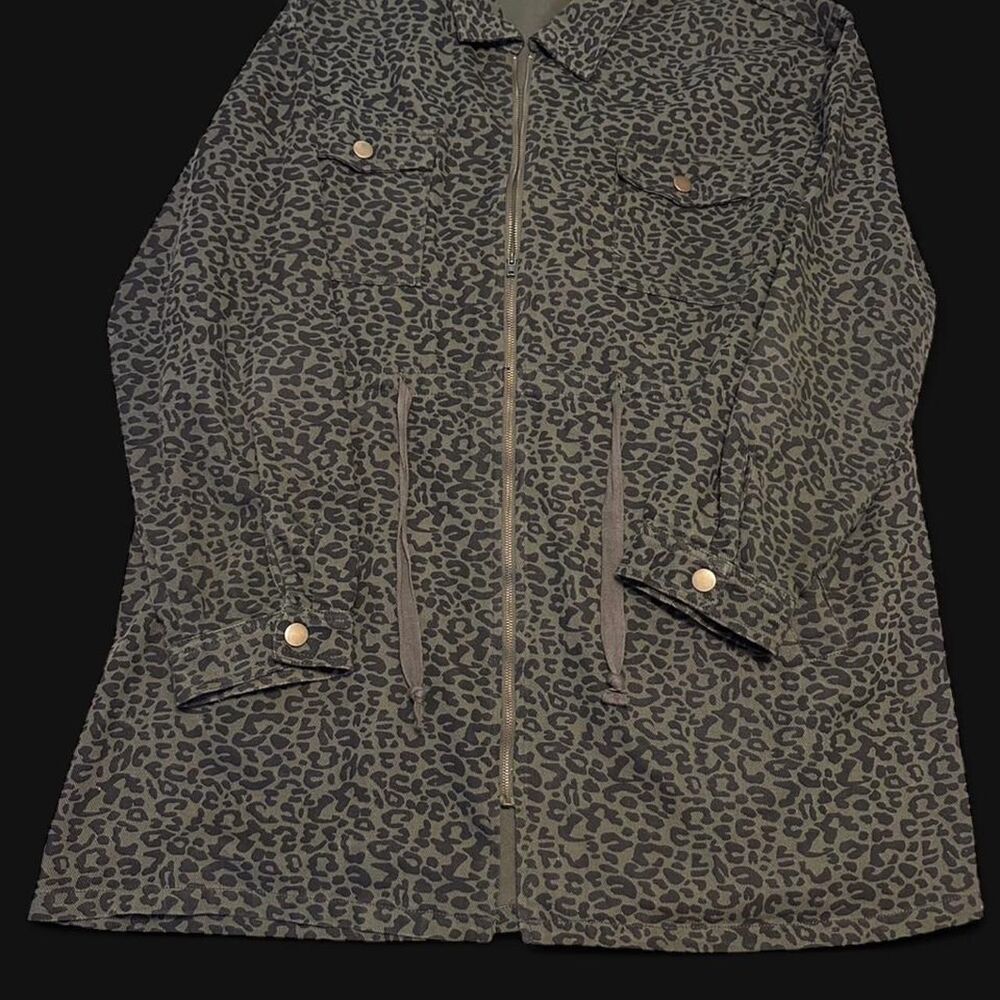 Unbranded Women's Green and Black Jacket - Picture 2 of 8